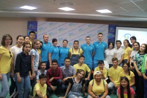 Назарбаев зияткерлік мектебінің оқушылары ҚР құрамасының спортшыларымен кездесті