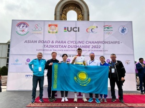 Душанбе қаласында тас жолдан Азия Чемпионаты Орталық спортшыларының жеңісімен жалғасуда