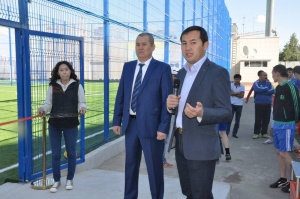 «Сарыарқа» велотрегі Спорт күніне орай жаңа мини-футбол алаңдарын ашты