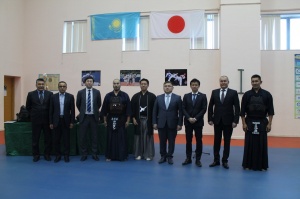 Жапония елшілігінің Кендоға қажет керек-жарақтарын тапсыру рәсімі